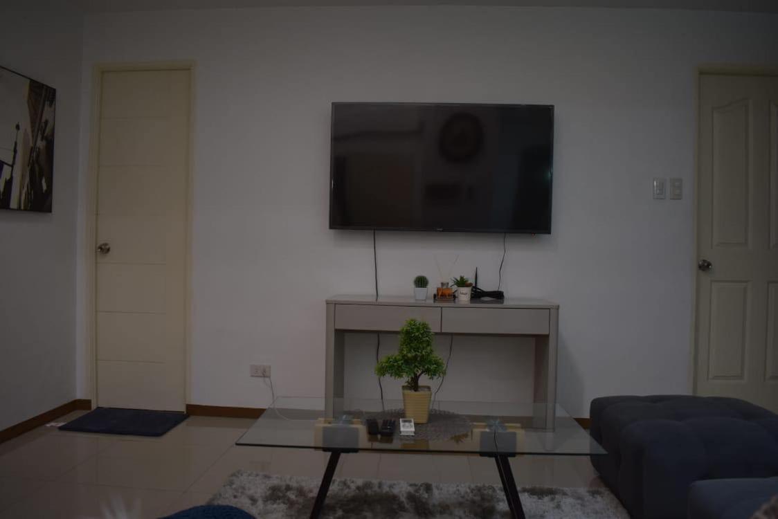 Affordable Makati Apt Manila Zewnętrze zdjęcie